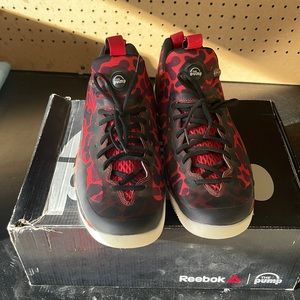 New Reebok Z Pump Rise Camo Shoes. Size 10.5  Excellent condition